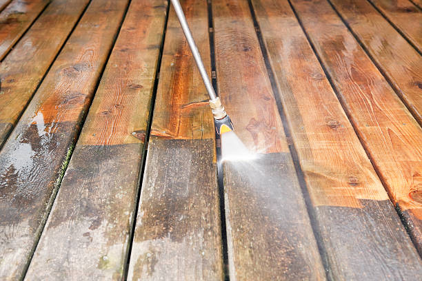 Best Gutter Cleaning and Brightening in Kingston, IL